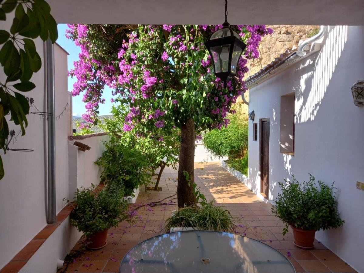 La Villa, Alojamiento Rural Iznajar Exterior photo